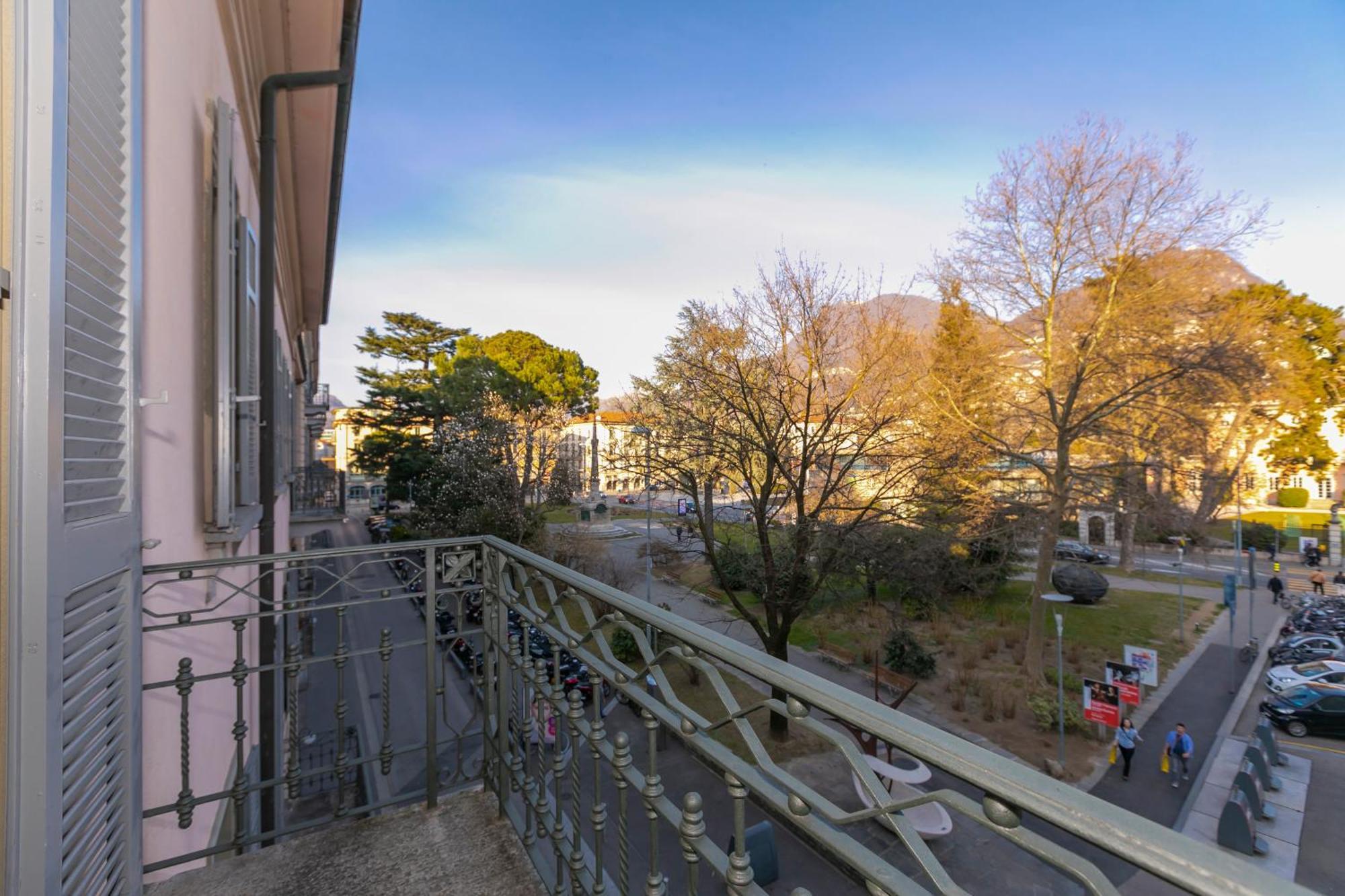 Star Of Lugano - Happy Rentals エクステリア 写真